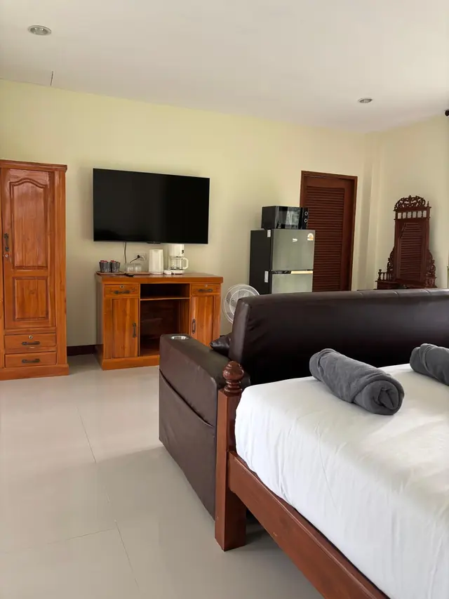 New 55 inch Smart TV with Netflix, Green Heaven Bungalows, Ang Thong, Koh Samui